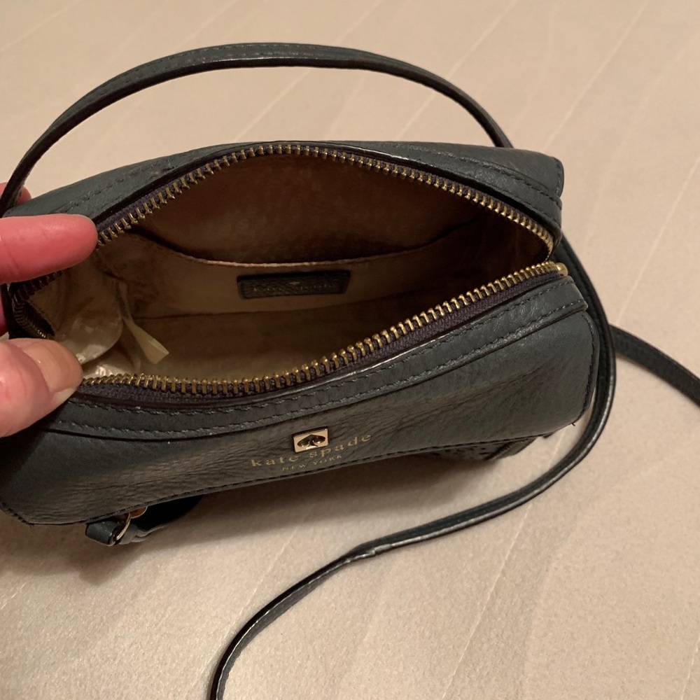 Kate Spade Purse - Picture 3 of 9